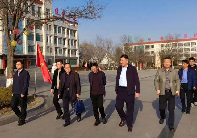一滕集團(tuán)到寧夏煤業(yè)有限公司調(diào)研考察