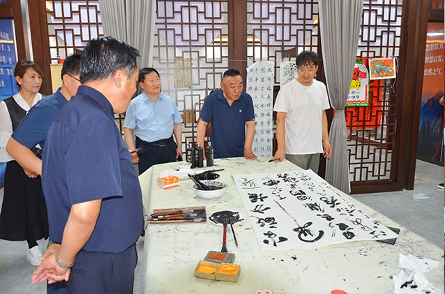 【墨韻頌黨恩 丹青繪初心】一滕集團(tuán)慶祝建黨104周年主題黨日書畫活動(dòng)圓滿舉行