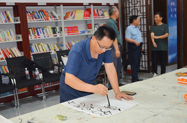 【墨韻頌黨恩 丹青繪初心】一滕集團(tuán)慶祝建黨104周年主題黨日書畫活動(dòng)圓滿舉行