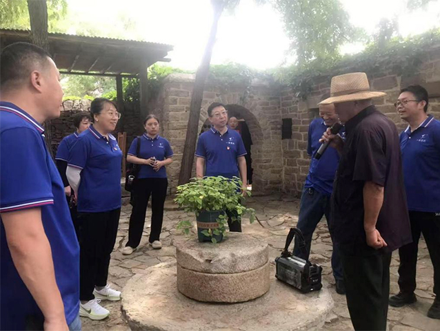肥城一滕醫藥公司黨支部走進紅色教育基地，接受革命洗禮