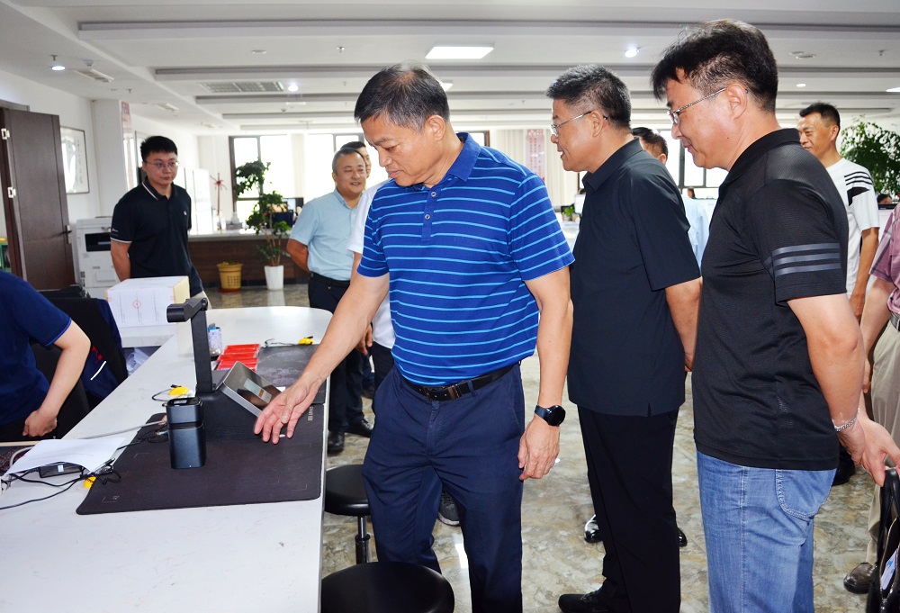 肥城市政協主席王志勇一行蒞臨一滕集團專題調研