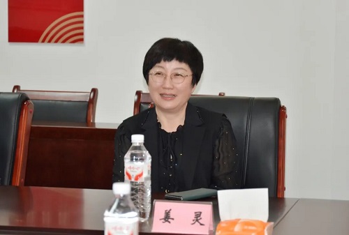 安徽省濉溪縣人大常委會黨組書記、主任姜靈一行蒞臨一滕集團考察